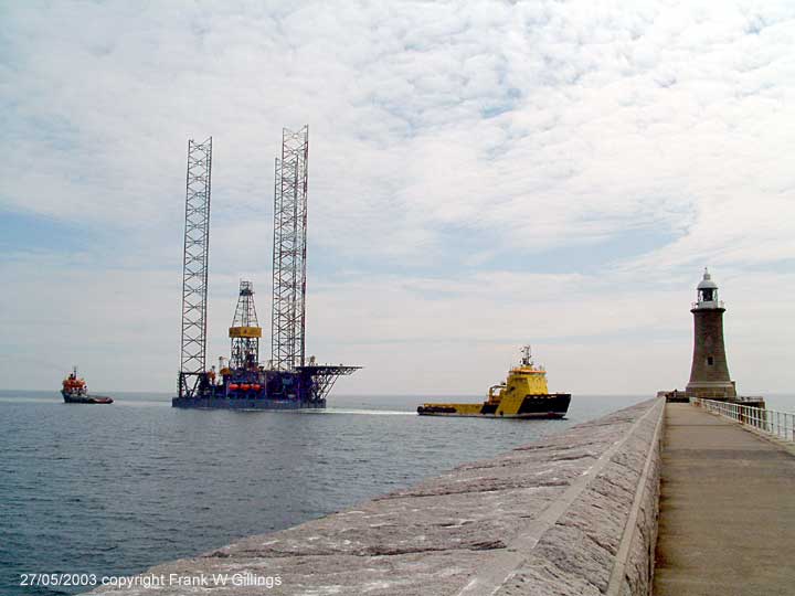 The massive Rowan Gorilla VII oil rig drilling platform on the river Tyne UK 27/005.2003